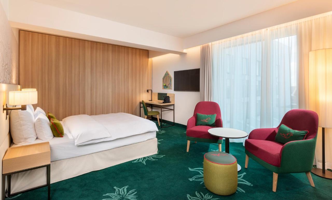 Movenpick Hotel Stuttgart Messe & Congress Екстер'єр фото